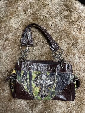 Western Y2K 2000s Style Handbag Purse Camouflage Cross Camo Rhinestone Purse